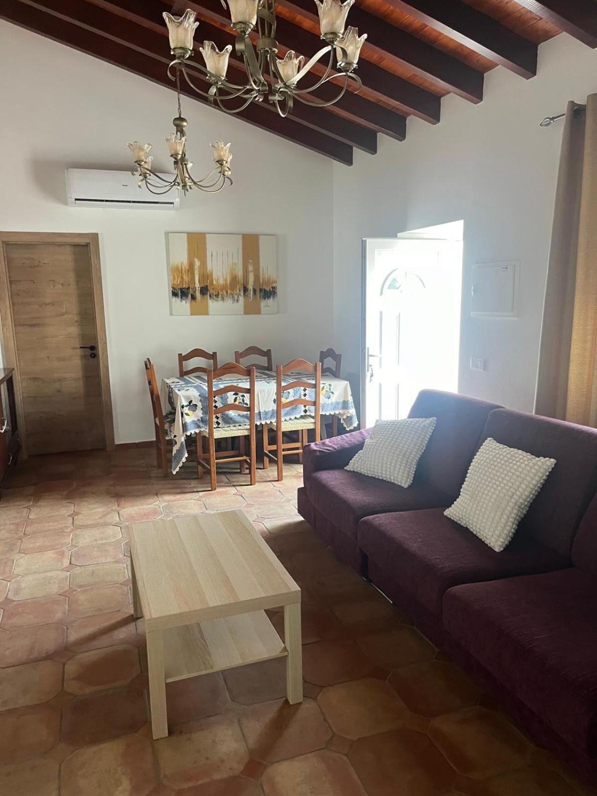 Casa Dos Sapos Villa แมร์โตลา ภายนอก รูปภาพ